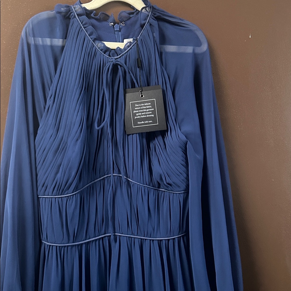 NWT Elegant Ieena Mac Duggal Long Chiffon Gown with Sleeves Dress - size 2 - Picture 4 of 4